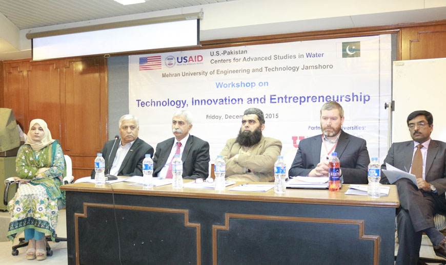 Academia Industry joint venture benefit society, says experts in workshop